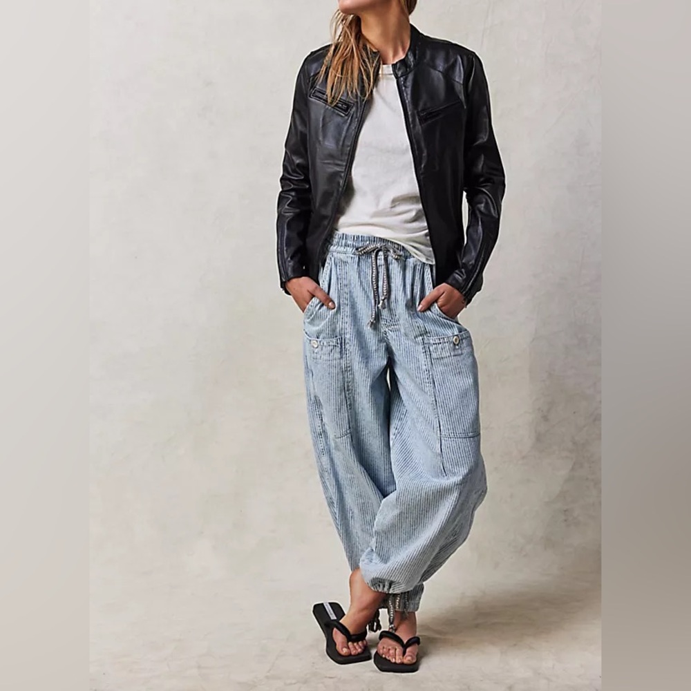 NWT Free People We The Free Bright Eyed Low Slung Pull On Barrel Stripe Jeans XS